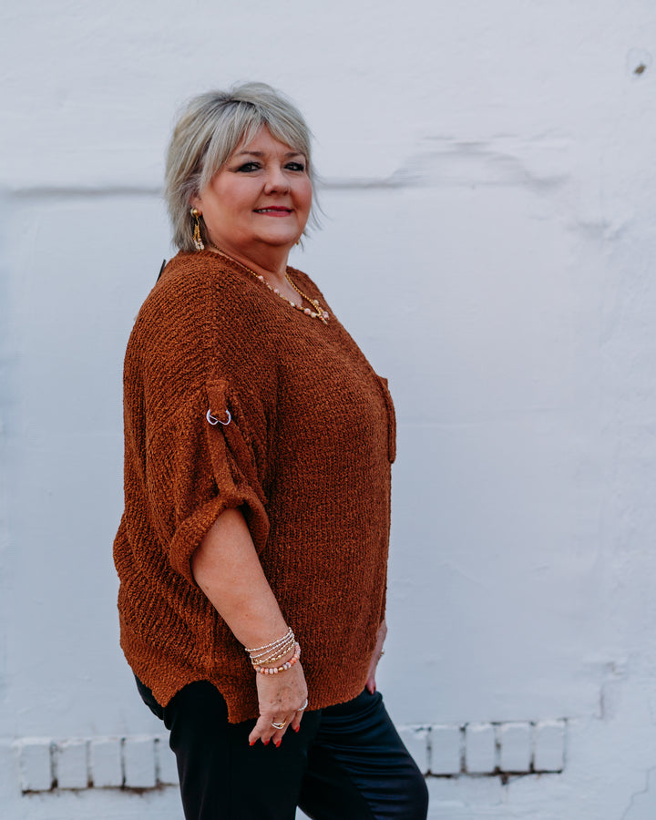 Tru Luxe: Roll Sleeve Crew Neck Sweater in Gold
