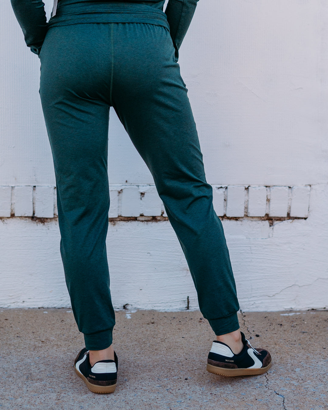Glyder: Serene Joggers in Forest