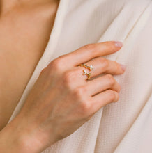 Load image into Gallery viewer, Lovers Tempo: Eden Ring in Gold
