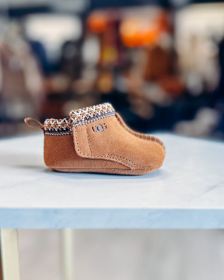 UGG: Infant Tasman ll in Chestnut