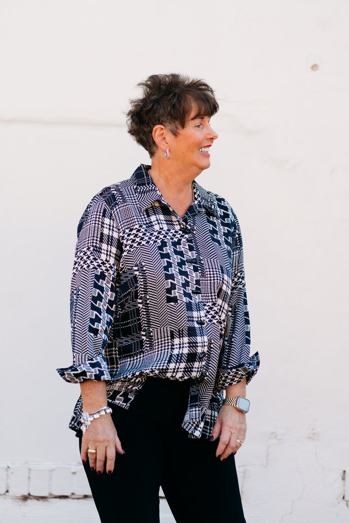 Multiples: Turn-Up Cuff 3/4 Sleeve Button Front & Back Hi-Lo Menswear Print Shimmer Woven Shirt M44313BM - 106 Snow