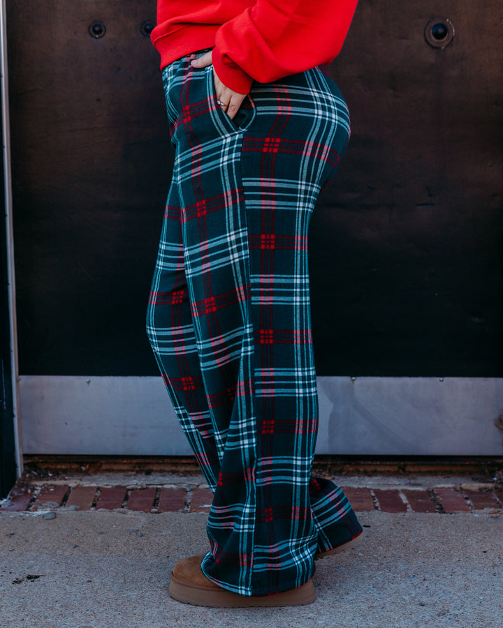 Z Supply: Hangout Plaid Pant in Mistletoe
