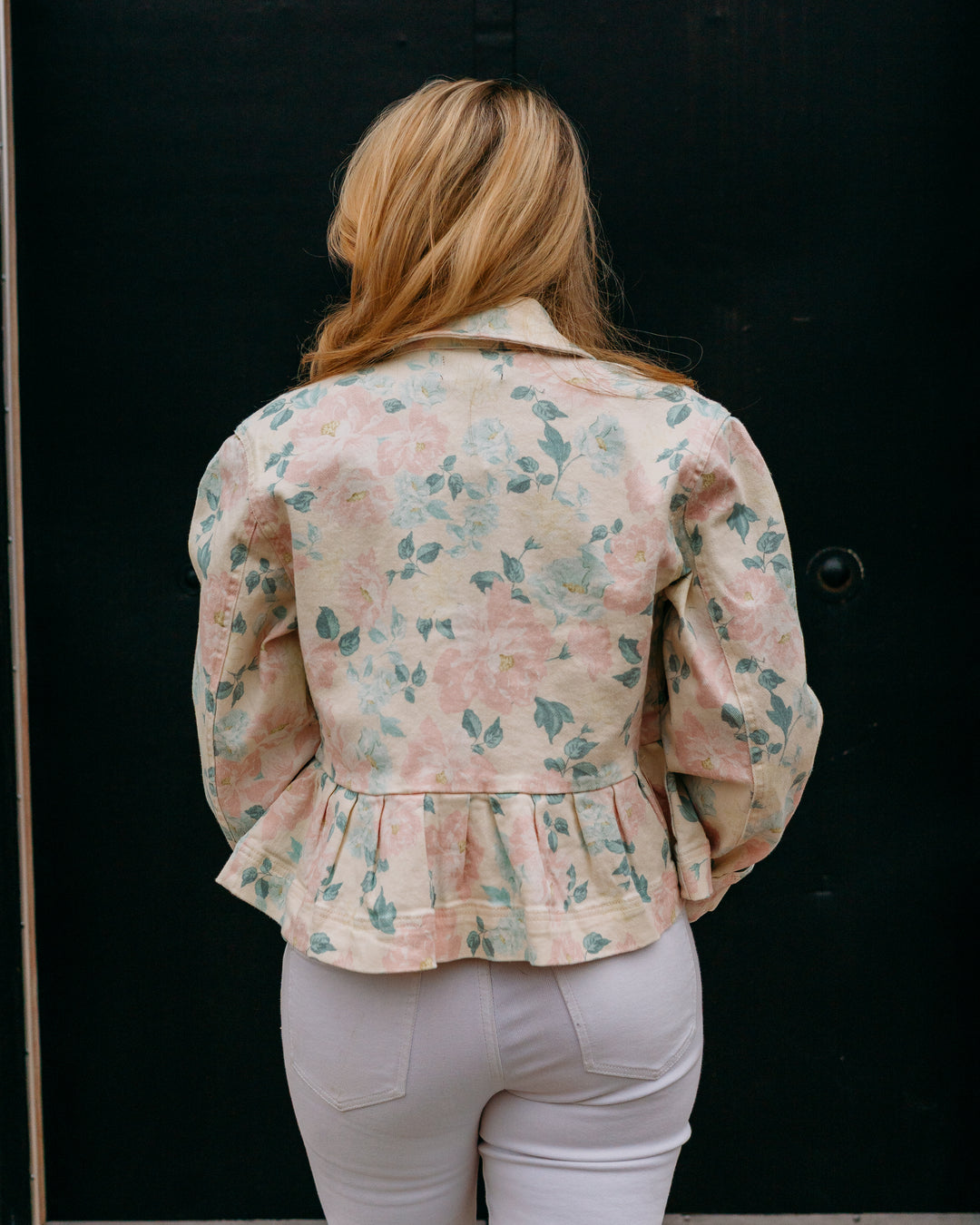 Steve Madden: Sloan Jacket In Floral in Peach Beige (SA04453) - The Vogue Boutique