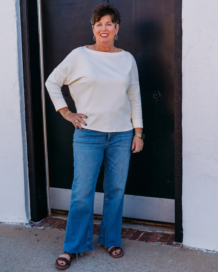 Karen Kane: Ribbed Boatneck Top in Cream (2L47923)