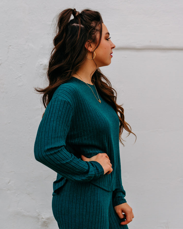 Z Supply: Elfie Rib Long Sleeve Top In Mistletoe