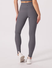 Load image into Gallery viewer, Glyder: Directional Leggings in Carbon
