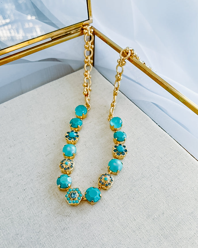 Mariana: "Crystal Blue" N-3411-M6009-YG