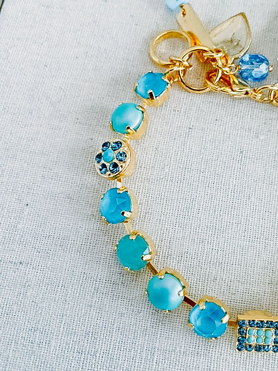 Mariana: "Crystal Blue" B-4161-M6009-YG