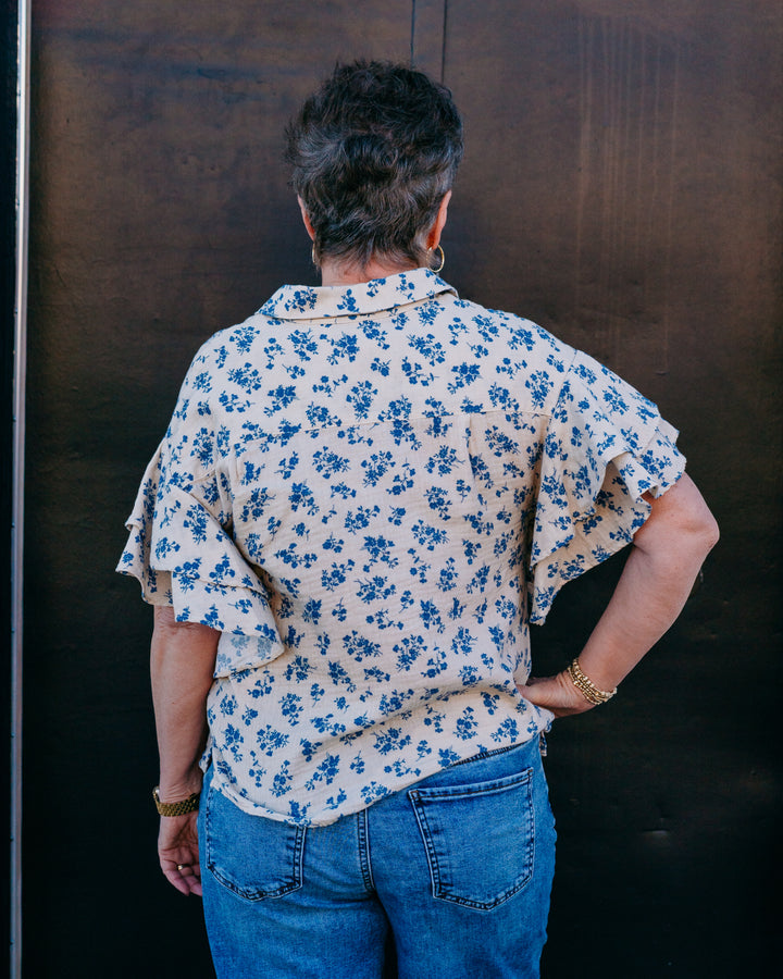 Ivy Jane: Disty Floral Camp Shirt in Cream (641472)