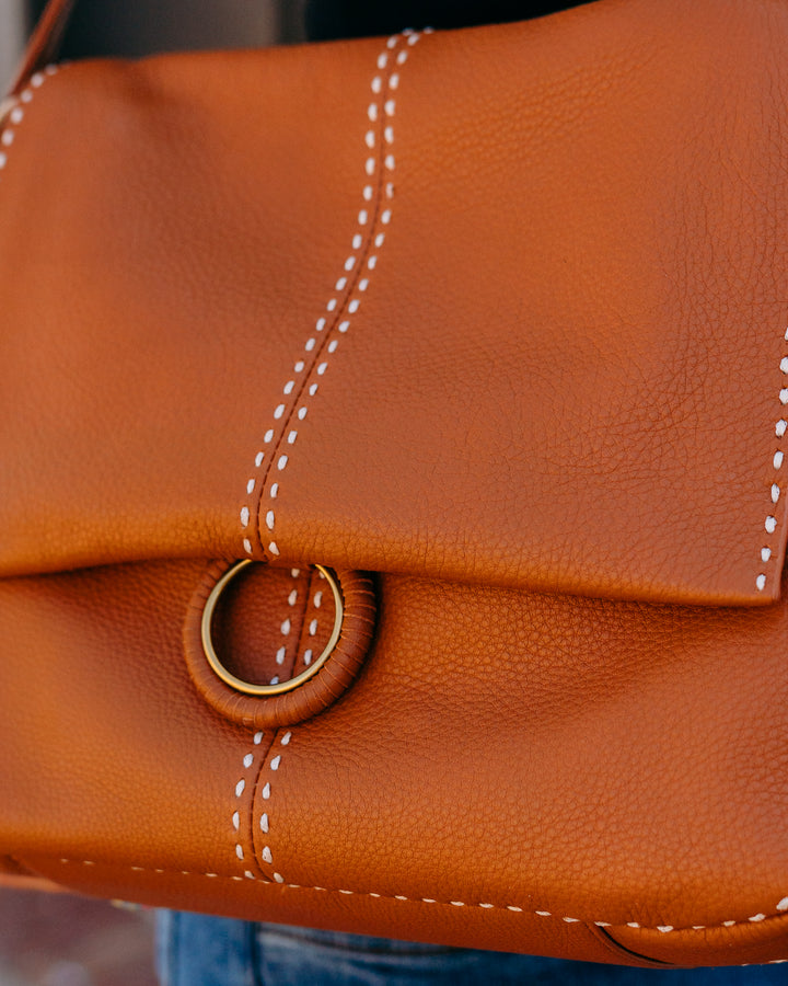 Hobo: Austin Shoulder Bag in Warm Honey - The Vogue Boutique