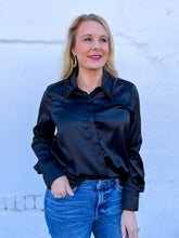 Load image into Gallery viewer, Design History: Beaded Collar Shirt Black
