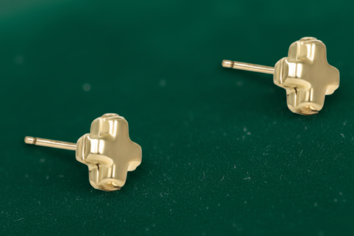 Enewton: Signature Cross Small Gold Stud-Gold (ESCSMGSG)