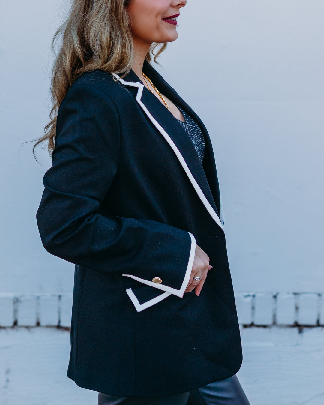 Karen Kane: Contrast ponte Knit Blazer in Black/Cream