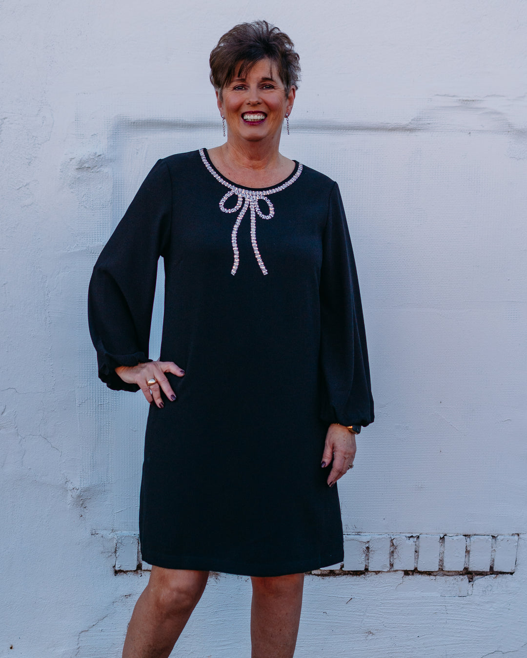 Karen Kane: Embellished Bow Shift Dress in Black (4L90210)