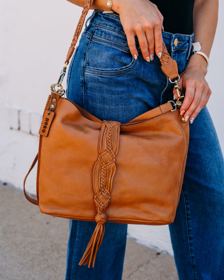 Hobo: Pier Shoulder Bag in Harvest Wheat - The Vogue Boutique