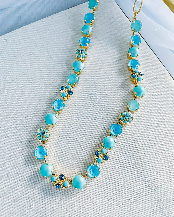 Mariana: "Crystal Blue" N-3004-M6009-YG