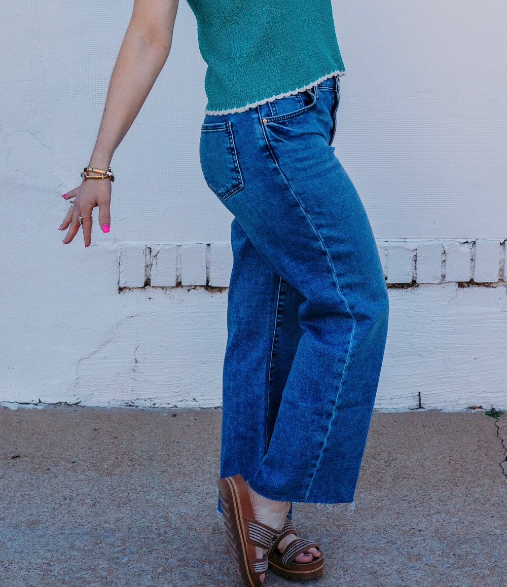 Kut: Charlotte High Rise Wide Leg With Raw Hem in Star (KG1795MA7) - The Vogue Boutique