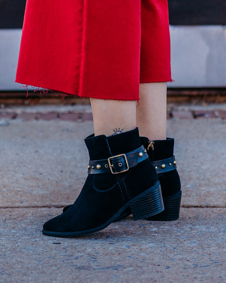 Clarks: Morzine Buckle Black Suede