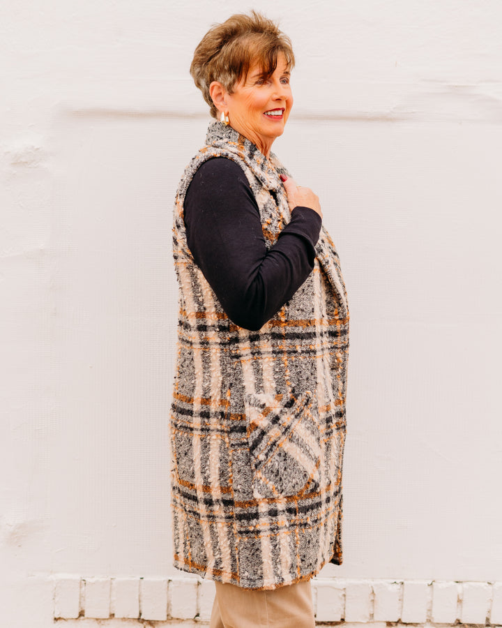 Tribal: Wide Notch Collar Vest in Sandstone