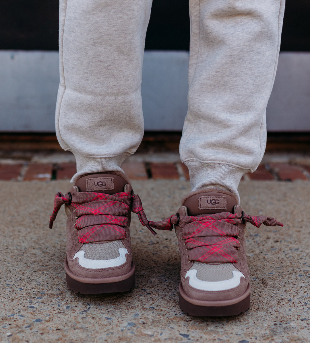 Ugg: Lowmel in Rocky Oak