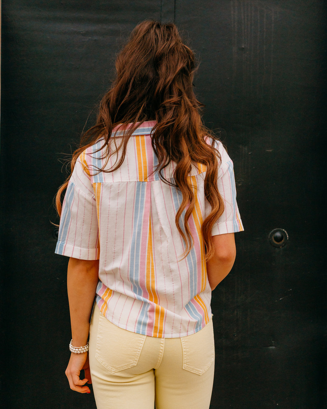 Kut: Brianna - Boxy Button Front Shirt W/ Short Sleeves & Pocket in White (KT151603)