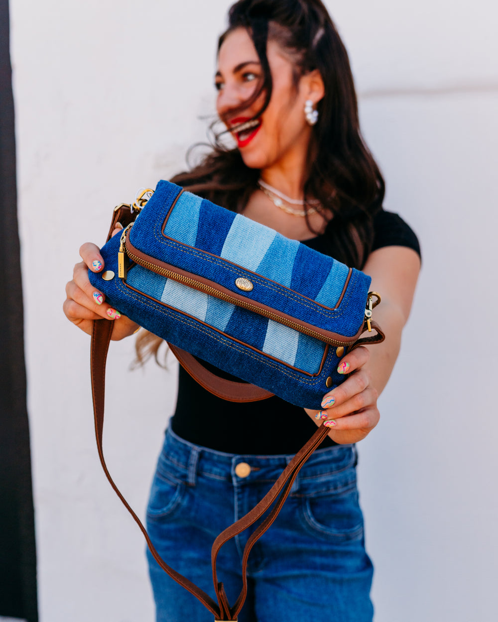 Hammitt: Beverly Med in Silverlake (19070) - The Vogue Boutique