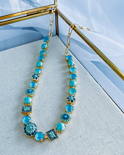 Mariana: "Crystal Blue" N-3161-M6009-YG