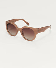 Load image into Gallery viewer, Z Supply: Lunch Date Polarized Sunglasses in Taupe Gradient
