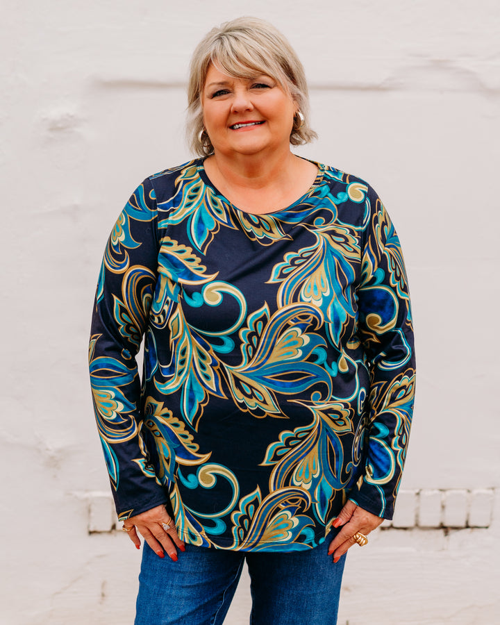 Multiples: Scoop Neck Hem Print Knit Top in Multi (M45412TM)