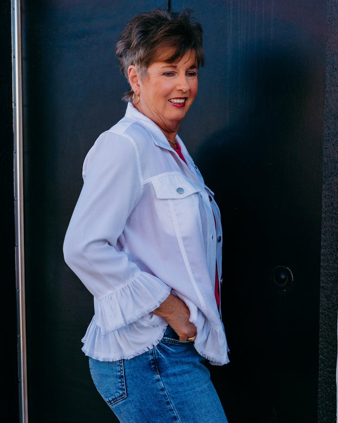 Multiples: 3/4 Ruffle Slv Bttn Frt 2-Pkt Ruffle Hem Jean Jkt in White (M16505JM)