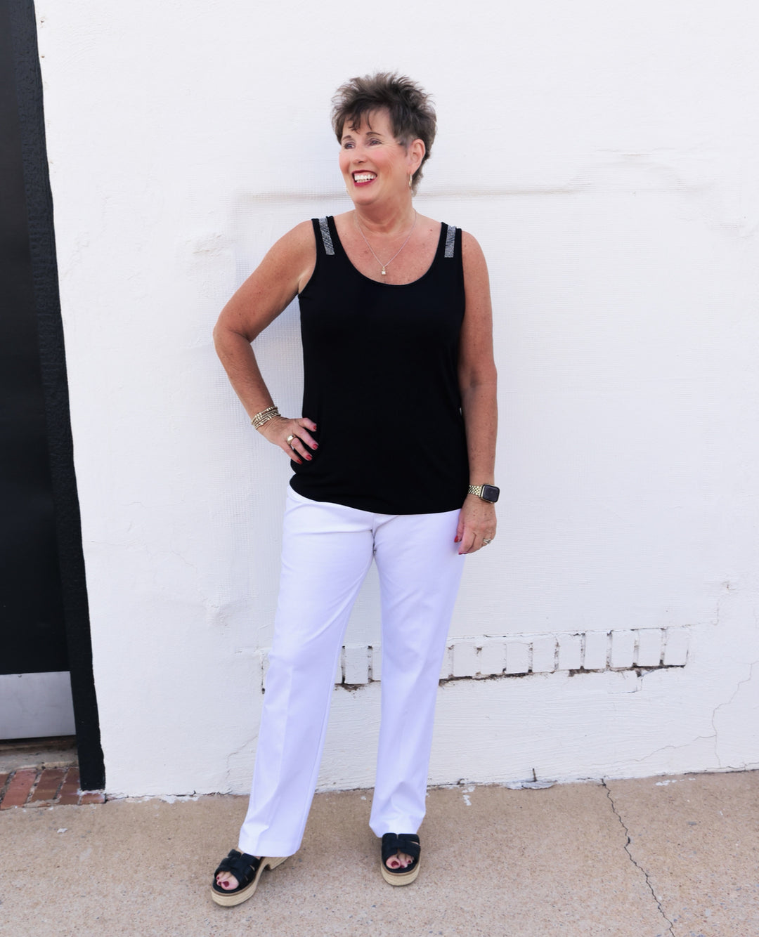 Joseph Ribkoff:Jersey Straight Fit Sleeveless Top in Black (252132)