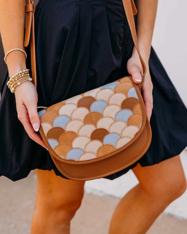 Hobo: Kiva Small Crossbody in Timber Brown