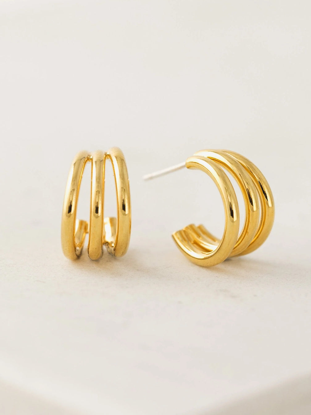 Lovers Tempo: Zara Hoop Earrings in Gold