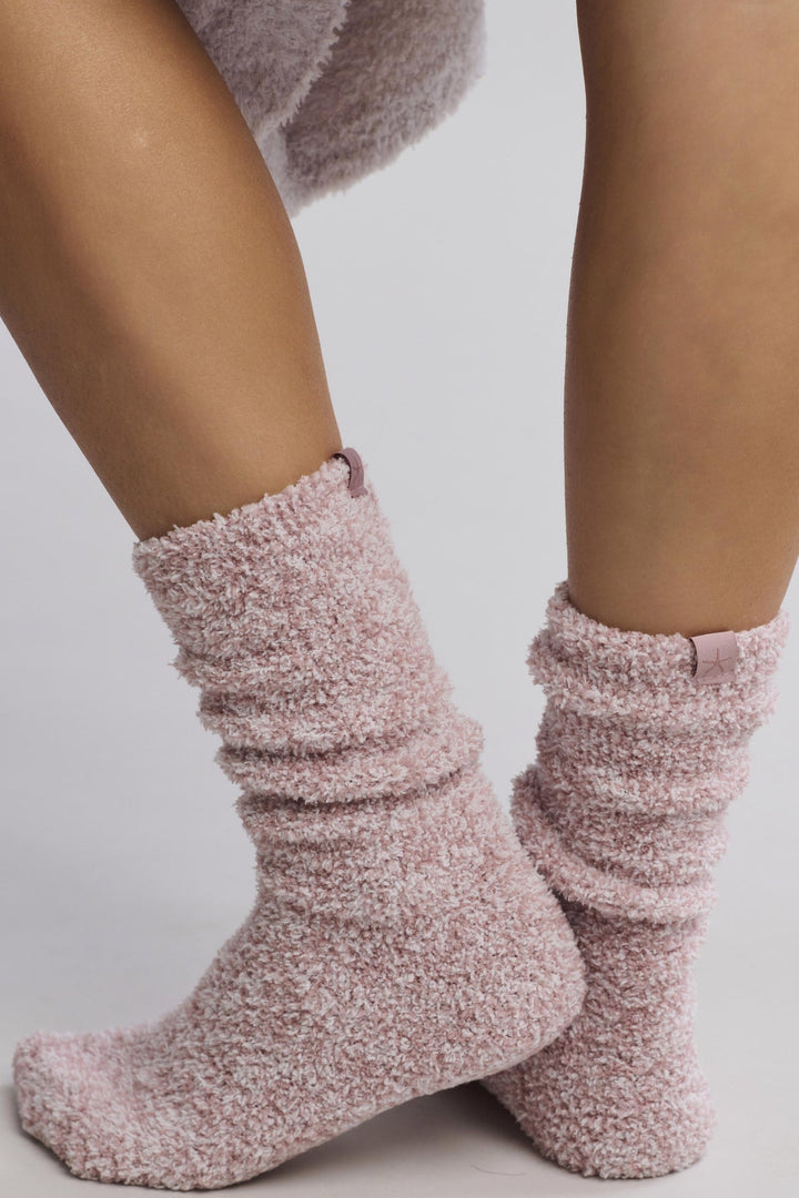 Barefoot Dreams: CozyChic Heathered Socks in Heathered Teaberry