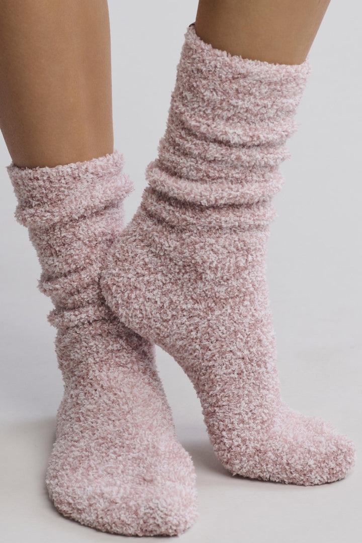 Barefoot Dreams: CozyChic Heathered Socks in Heathered Teaberry