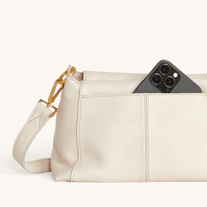 Hammitt: Bryant Med in Calla Lily White/Brushed Gold