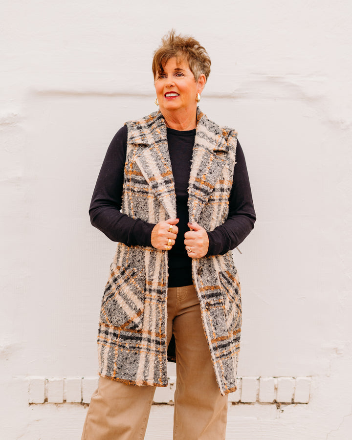 Tribal: Wide Notch Collar Vest in Sandstone