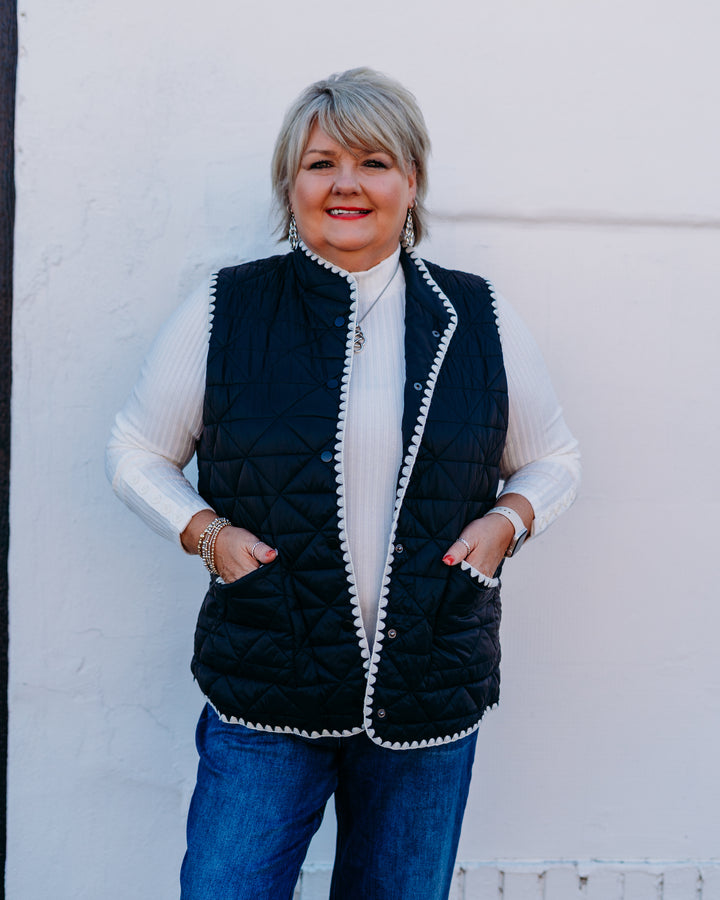 Multiples: Snap Front Quilted and Non-Quilted Woven Vest in Black (M45209VM)