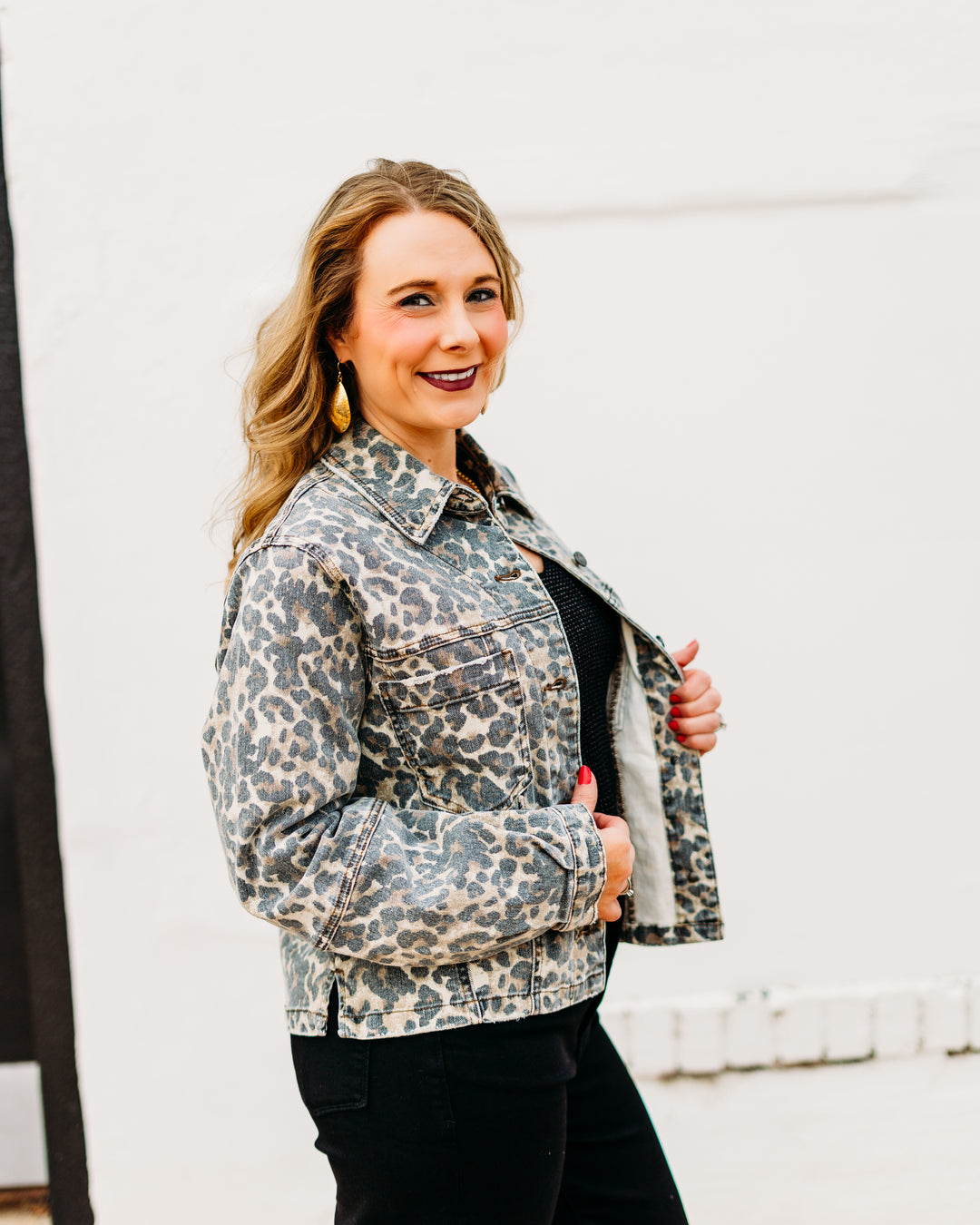 Kut: Bailey Button Front Jacket in Tan/Brown Leopard