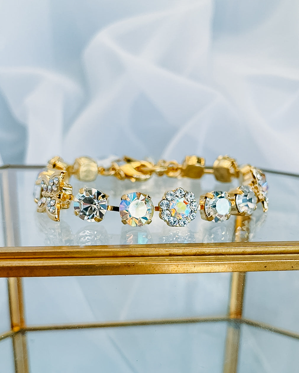 Mariana: "Winds of Change" Bracelet (B-4063/1-1165-YG)