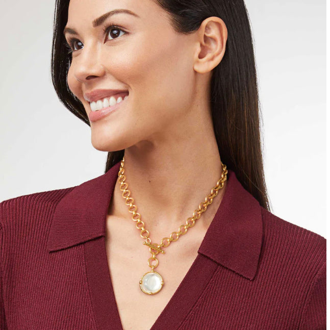 Julie Vos: Honeybee Necklace in Iridescent Crystal C