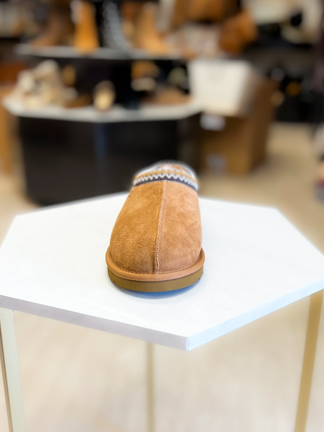 Ugg: Men’s Tasman II in Chestnut