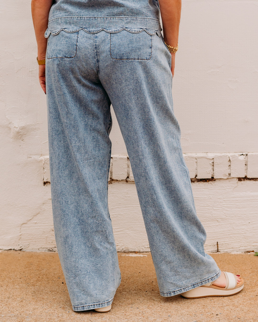 French Dressing Jeans: Loose High Rise Wide Leg in Powder Wash (5704992) - The Vogue Boutique