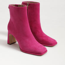 Load image into Gallery viewer, Sam Edelman: Irie in Savory Suede
