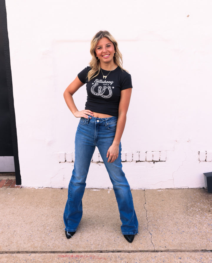 Billabong: Suns Up Now Tee in Off Black (BL000864W)