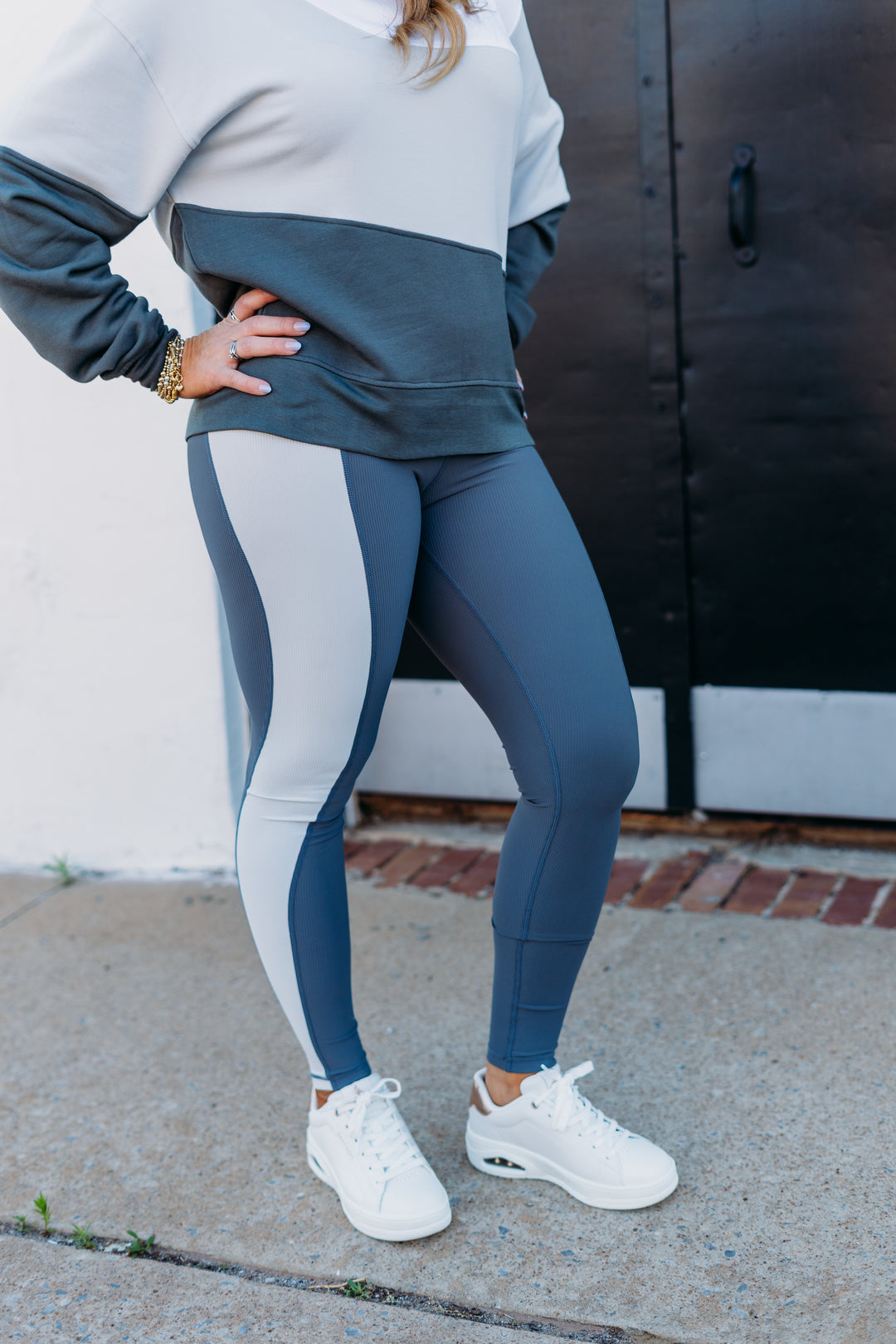 Glyder: Fusion Leggings in Carbon/Ash Grey
