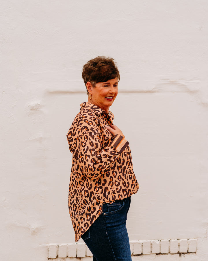 Joy Joy: Over Size Blouse in Brown Leopard