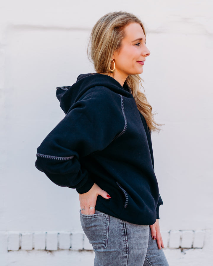UGG: Classic Hoodie in Black