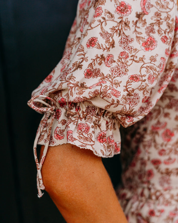 Z Supply: Moira Floral Top in Sandshell (ZT262120)