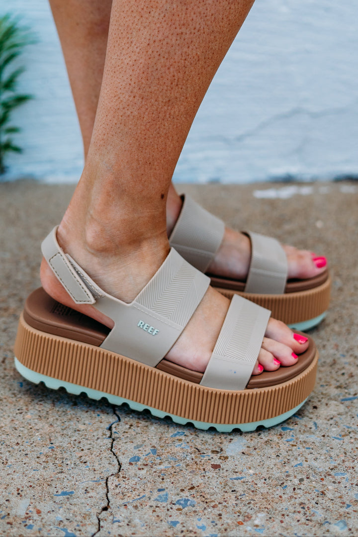 Reef: Higher Vista Higher Sandals in Aloe Wash